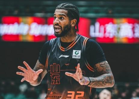 九游游戏平台-大发神威，山东外援克里斯20中15爆砍42分13板5助2断1帽